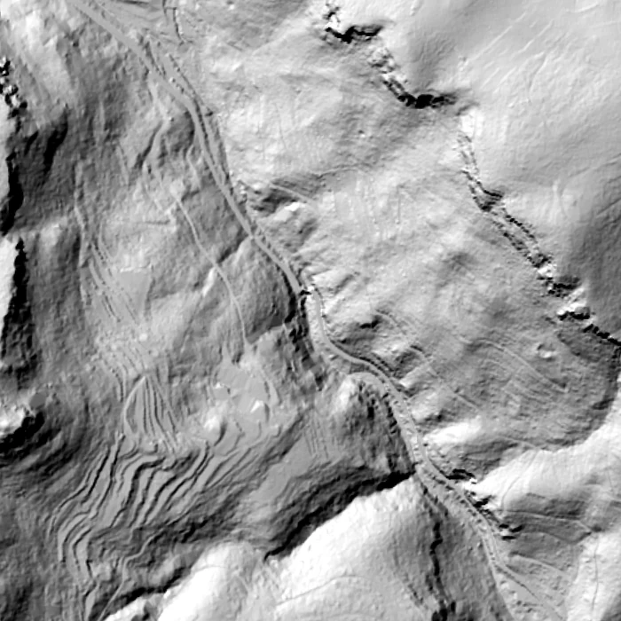 El mateix tram al model d'ombres del LiDAR, sense vegetació.